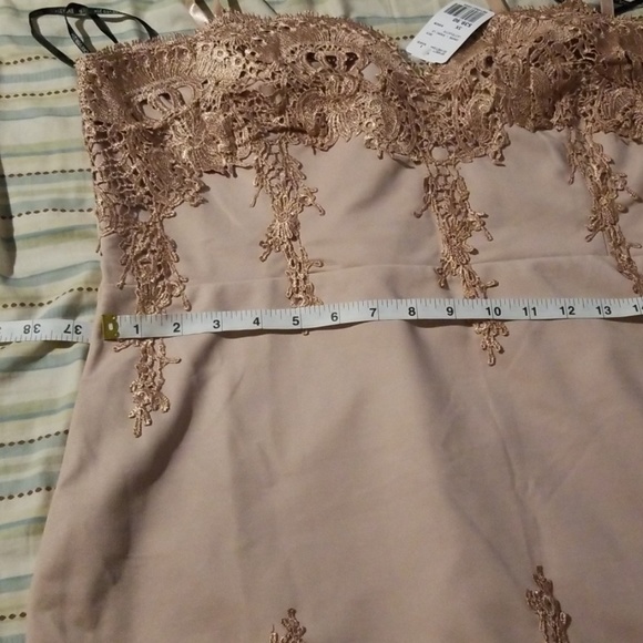 Bodycon dress - Picture 4 of 4